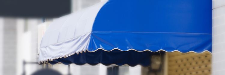 Toldos Retráteis e Articulados